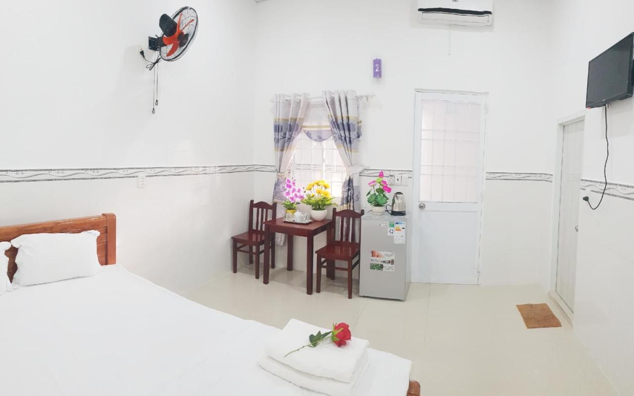 Hai Phuong Tuyen Guesthouse フーコック エクステリア 写真